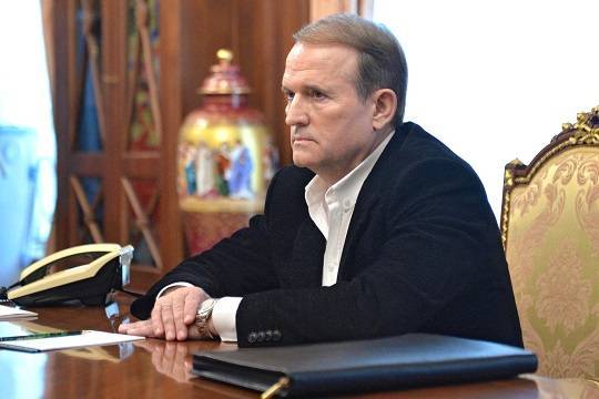 У президента Украины крадут карманную оппозицию У президента Украины крадут карманную оппозицию