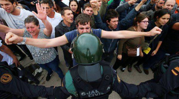 Мадрид пытается обезглавить Каталонию Мадрид пытается обезглавить Каталонию