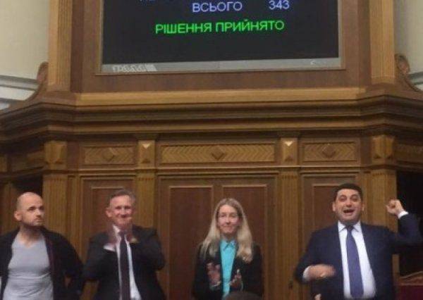 Медреформа канадской докторши готовит миллионы украинцев к земле Медреформа канадской докторши готовит миллионы украинцев к земле