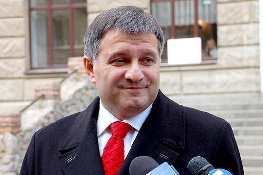 Украина: пауки пожирают друг друга Украина: пауки пожирают друг друга