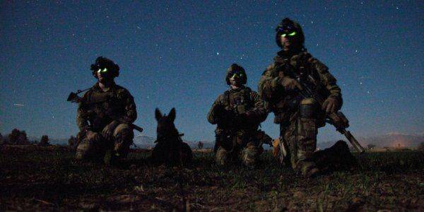 Пентагон бросил в Сирию полк спецназа? Пентагон бросил в Сирию полк спецназа?