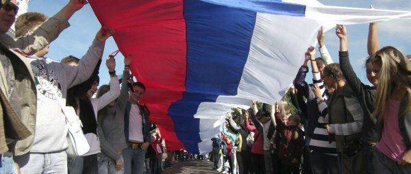 «Молодые люди поменяли точку зрения на то, что такое Россия» «Молодые люди поменяли точку зрения на то, что такое Россия»