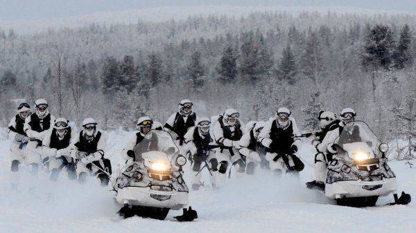 Ледяная война в Арктике. Россия создала мощную группировку Ледяная война в Арктике. Россия создала мощную группировку