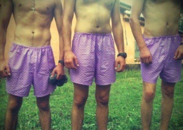 Герои без штанов: волонтеры просят киевлян скинуться на йогурты и трусы тяжелораненым бойцам АТО Герои без штанов: волонтеры просят киевлян скинуться на йогурты и трусы тяжелораненым бойцам АТО