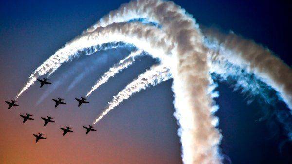 В «Фарнборо» испугались конкуренции со стороны России В «Фарнборо» испугались конкуренции со стороны России