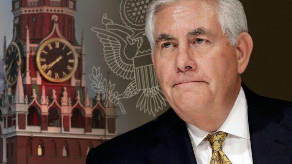 Тиллерсон предложил Путину повторить путь Милошевича Тиллерсон предложил Путину повторить путь Милошевича