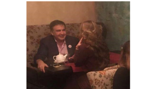 Паны дерутся, а у холопов чубы летят Паны дерутся, а у холопов чубы летят