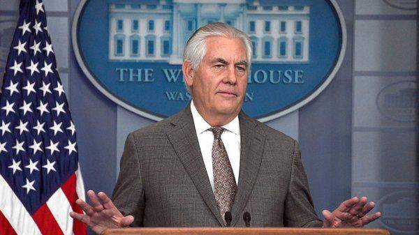 Тиллерсона убирают из Госдепа, в США формируется военный кабинет Тиллерсона убирают из Госдепа, в США формируется военный кабинет