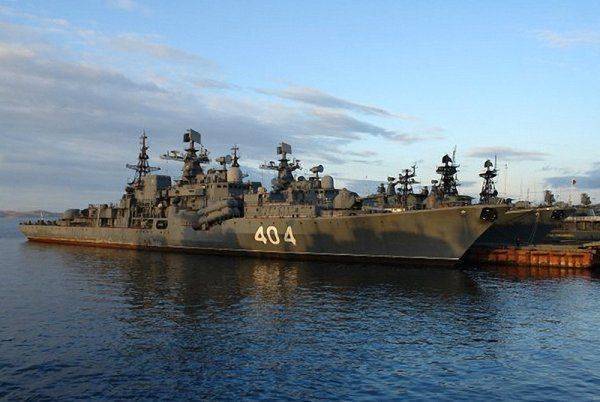 Последний причал: Мощь и гордость российского флота в 1990-е распилили на куски Последний причал: Мощь и гордость российского флота в 1990-е распилили на куски