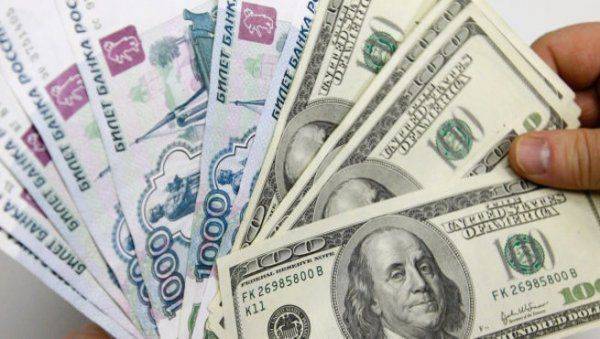 Пока доллар «отдыхает», рубль берет новые рубежи