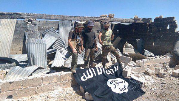 ИГИЛ как повод остаться: американцы не могут определиться с численностью боевиков в Сирии ИГИЛ как повод остаться: американцы не могут определиться с численностью боевиков в Сирии