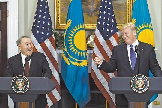 Коварство Елбасы: От кого ищет защиты за океаном Нурсултан Назарбаев? Коварство Елбасы: От кого ищет защиты за океаном Нурсултан Назарбаев?