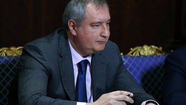Рогозин ответил на "отказ" Альфа-банка работать с оборонкой Рогозин ответил на "отказ" Альфа-банка работать с оборонкой