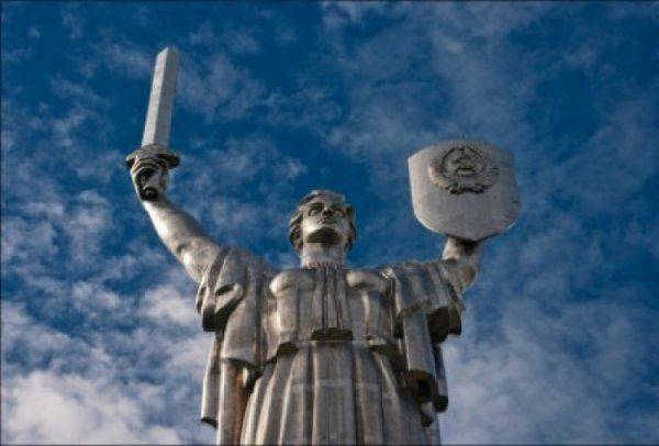 Сумасшедший Вятрович предложил признать «советскую оккупацию Украины» Сумасшедший Вятрович предложил признать «советскую оккупацию Украины»