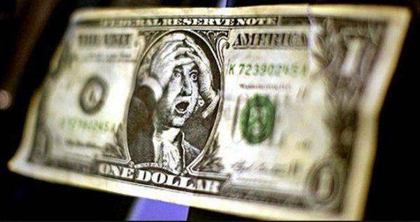 Рубль притопил доллар: антирекорды американской валюты