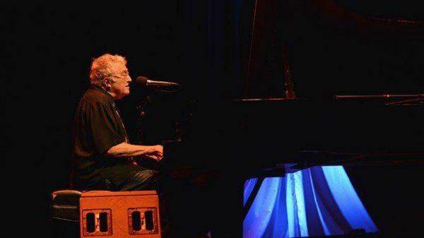 Реакция иностранцев на присуждение песне "Путин" Грэмми Реакция иностранцев на присуждение песне "Путин" Грэмми