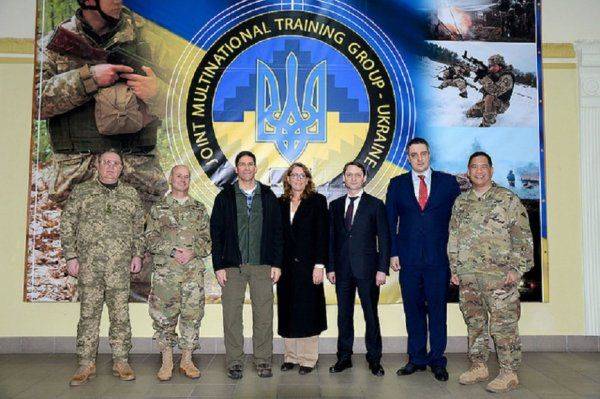 Украина обвинила российские самолеты в максимальном приближении к границе Украина обвинила российские самолеты в максимальном приближении к границе