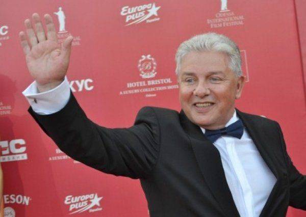 Россотрудничество оплатило гастроли русофобов из «Джентльмен-шоу», издевавшихся над одесской трагедией 2014 года Россотрудничество оплатило гастроли русофобов из «Джентльмен-шоу», издевавшихся над одесской трагедией 2014 года