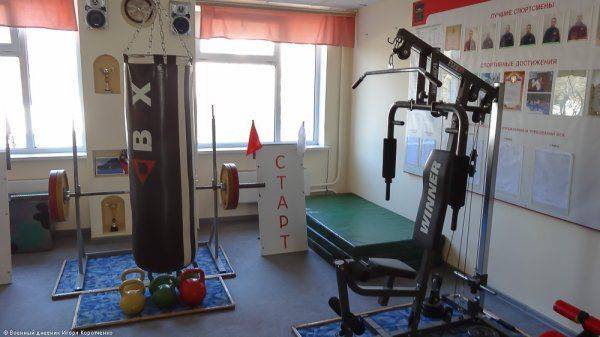 Как служится в армии нынешним солдатам? Как служится в армии нынешним солдатам?