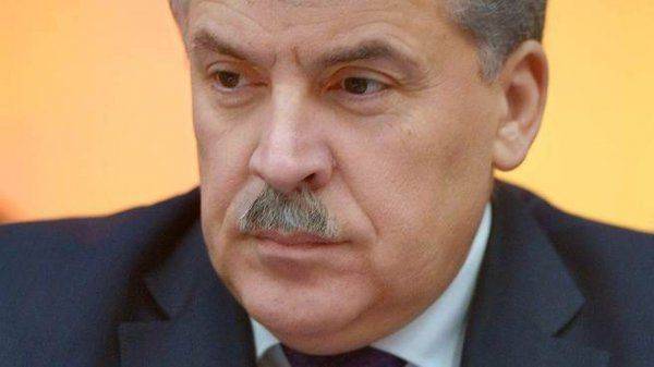 Фееричный провал Грудинина в Москве: полтора красных землекопа и журналисты Фееричный провал Грудинина в Москве: полтора красных землекопа и журналисты