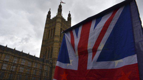 Смешно даже: Истерика Лондона успокоила жителей России Смешно даже: Истерика Лондона успокоила жителей России