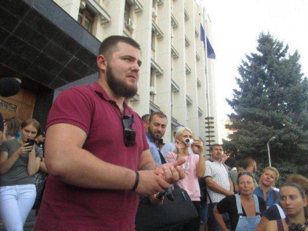 В Одессе задержали банду киднепперов, которой руководил глава «Национального корпуса» В Одессе задержали банду киднепперов, которой руководил глава «Национального корпуса»