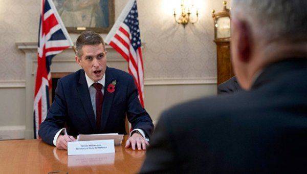 Российские военные самолёты "обидели" Министра обороны Великобритании Российские военные самолёты "обидели" Министра обороны Великобритании