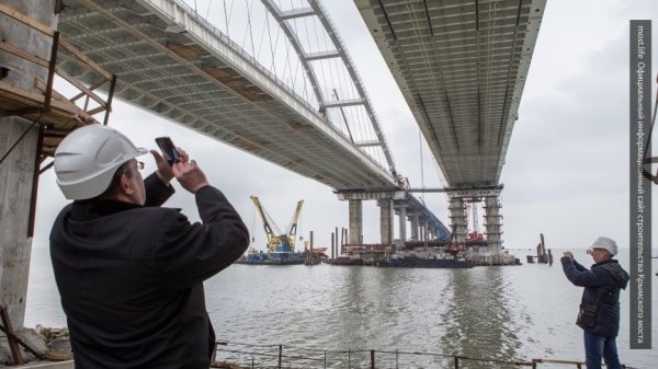 Мечты «Меджлиса»: украинцы готовят план по «блокировке» Крымского моста Мечты «Меджлиса»: украинцы готовят план по «блокировке» Крымского моста