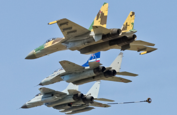 В США назвали российские Су-35 и MиГ-35 бумагой В США назвали российские Су-35 и MиГ-35 бумагой