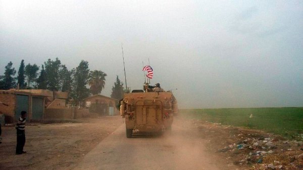 Ситуацию в Сирии разрешат без США, однако курдами будет управлять тень дяди Сэма Ситуацию в Сирии разрешат без США, однако курдами будет управлять тень дяди Сэма