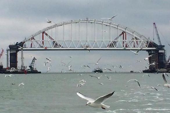 Украинские националисты пообещали теракты в день открытия Крымского моста Украинские националисты пообещали теракты в день открытия Крымского моста