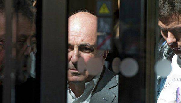 Чайка рассказал о сотрудничестве Березовского с британскими спецслужбами Чайка рассказал о сотрудничестве Березовского с британскими спецслужбами