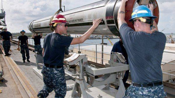 Две американские ракеты вместо Сирии угодили в Россию Две американские ракеты вместо Сирии угодили в Россию