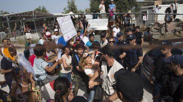 Эрдоган открыл Европе ворота в ад: Грядёт новый миграционный кризис