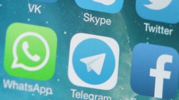 Чубайс и Маск: Комбинаторы псевдоцифровой экономики Чубайс и Маск: Комбинаторы псевдоцифровой экономики