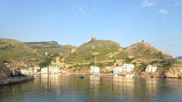 Россияне скупают недвижимость в Крыму: как изменились цены на курортное жилье Россияне скупают недвижимость в Крыму: как изменились цены на курортное жилье