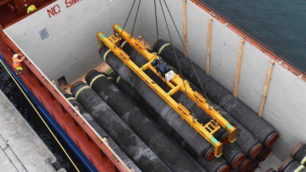 Труба Порошенко: Последняя попытка остановить «Северный поток» Труба Порошенко: Последняя попытка остановить «Северный поток»