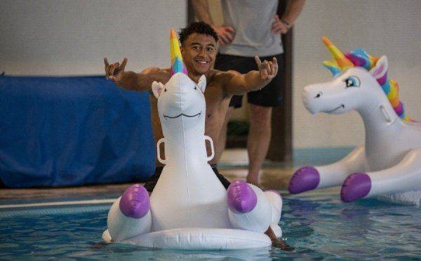 "Пресса запугала нас". Как ЧМ изменил мнение британцев о России и русских "Пресса запугала нас". Как ЧМ изменил мнение британцев о России и русских