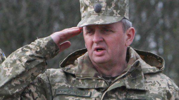 У украинской армии есть только две традиции: погромы и бегство