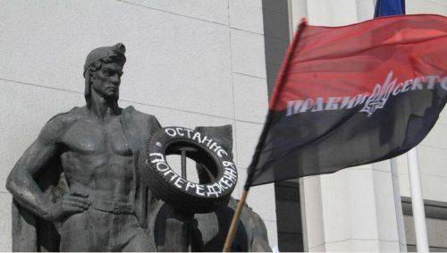 «Правый сектор» взял на себя ответственность за избиение кандидата в президенты Украины Олега Царёва