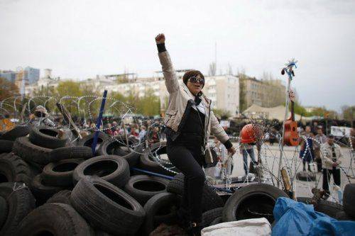 Национализм Путина, фашизм Киева и военная мощь США против Донбасса