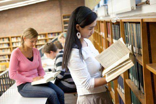 Харьков покидают иностранные студенты