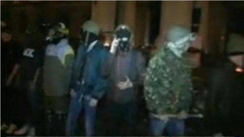 Готовые к столкновениям радикалы «Правого сектора» собрались в центре Одессы