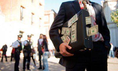 И деньги на 'небесную сотню' Украина тоже потеряла