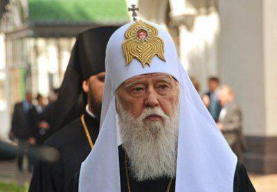 Глава украинской церкви Филарет угрожает патриарху Кириллу