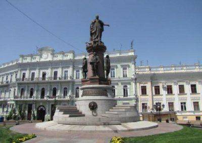 «Катьку гэть!» Борьба с памятниками как навязчивая идея