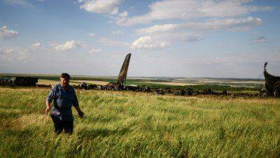 МВД Украины: аэропорт Луганска отрезан от поддержки силовиков