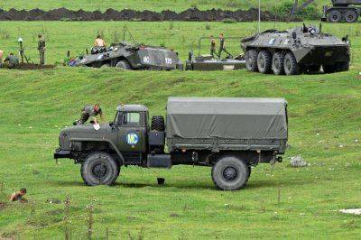 Российские подразделения создают огневые позиции на расстоянии 300 метров от украинской границы (видео)