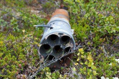 СМИ: Украинская армия воюет просроченными боеприпасами с непредсказуемой траекторией