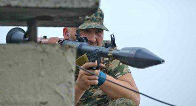 Ополченец с РПГ чуть не уничтожил руководство Генштаба Украины